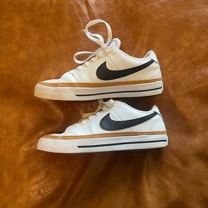 Nike Court Legacy Sneaker